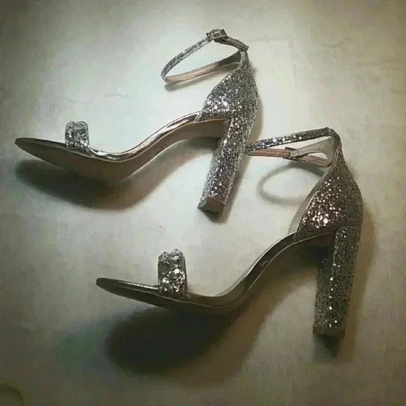 BADGLER MICHKA HEELS SANDAL - Picture 13 of 14